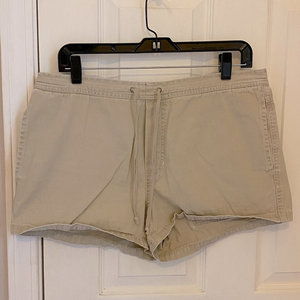 EUC Abercrombie & Fitch Drawstring Khaki Shorts